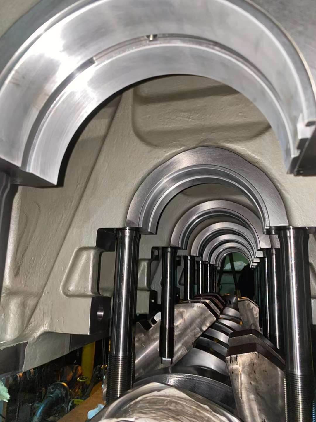 4-stroke crank shaft.jpg