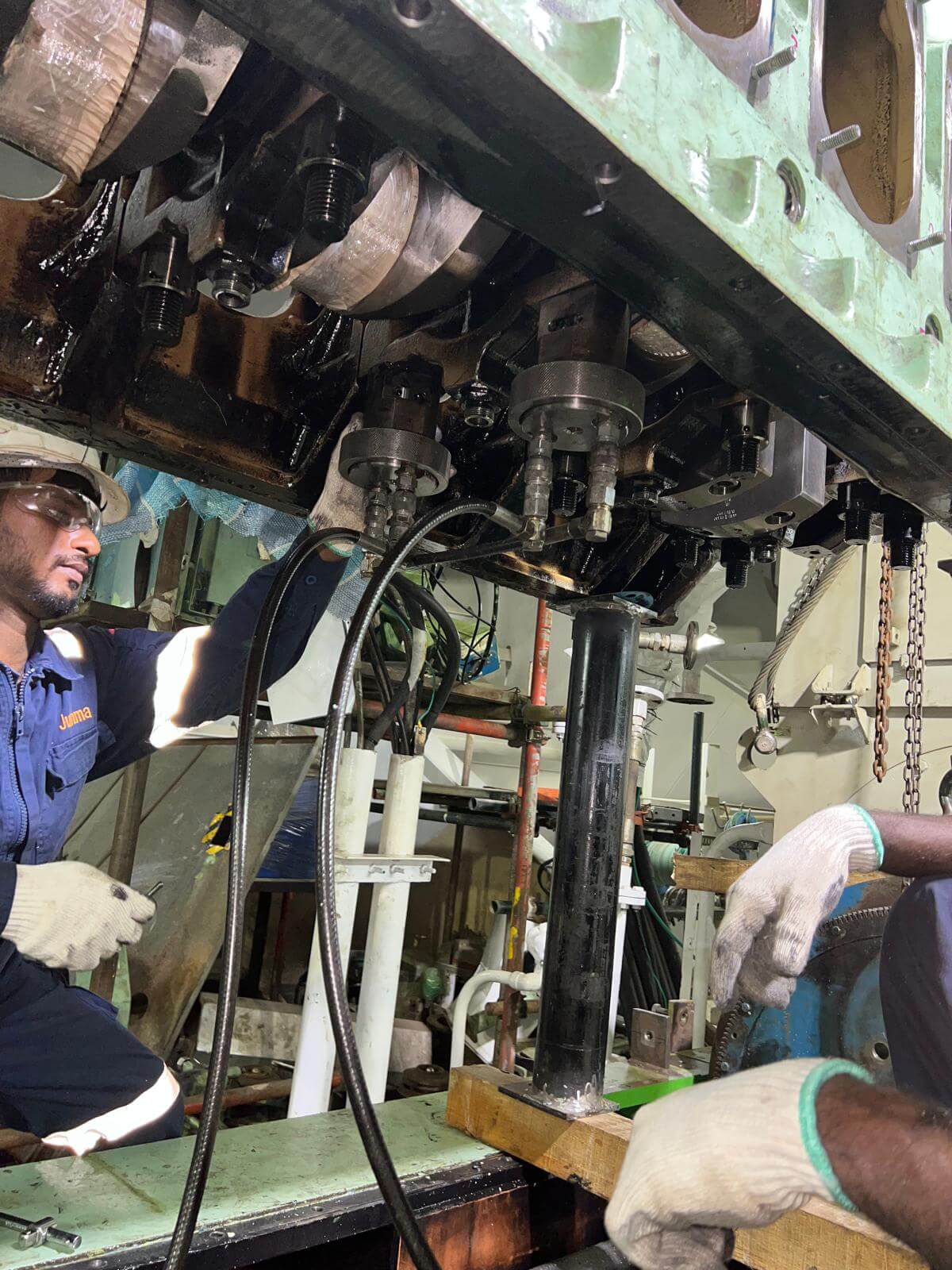 4-stroke Crankshaft renewal 2.jpg